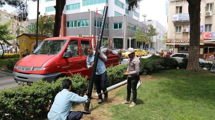 Atat&uuml;rk Parkı&rsquo;nda Yenileme &Ccedil;alışması Başladı