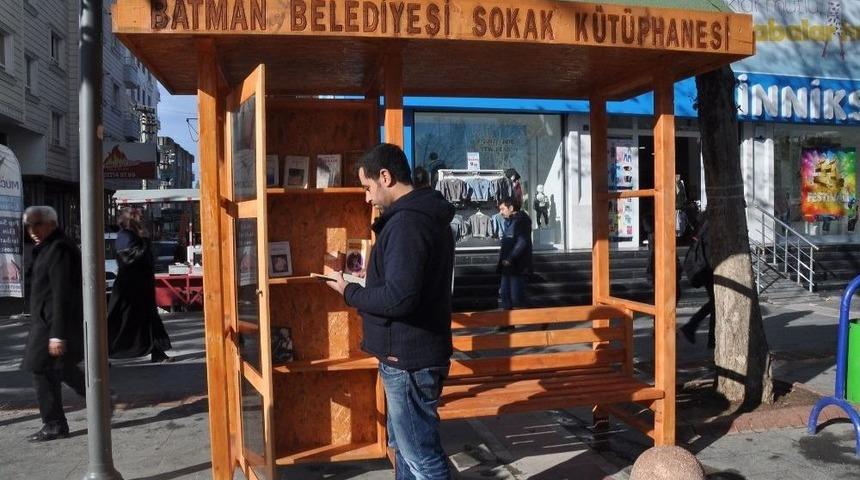 Belediye Sokak Kütüphanesi Sayısını Beşe Çıkardı