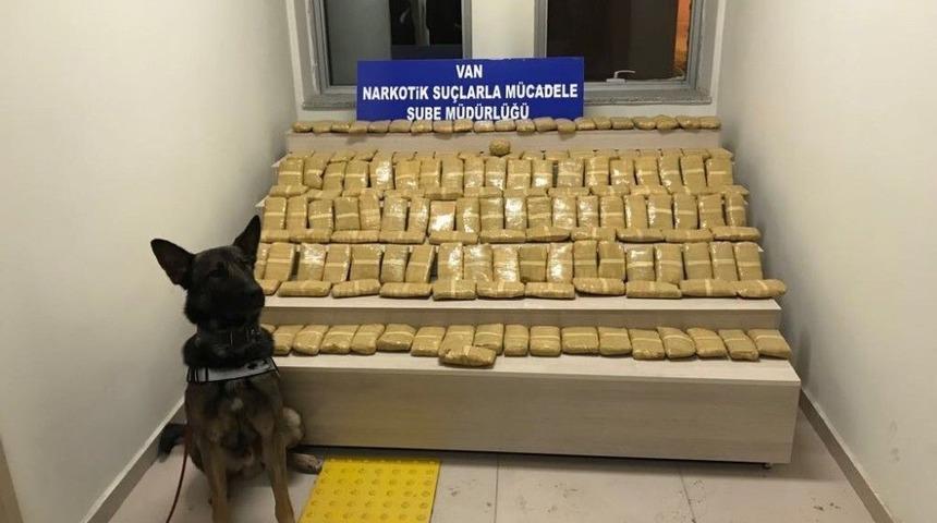 Van&rsquo;da 41 Kilo 707 Gram Eroin Ele Ge&ccedil;irildi