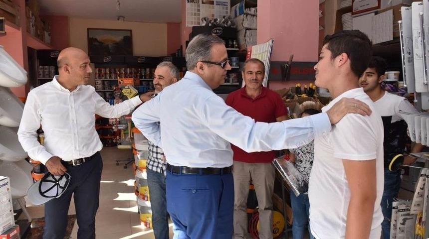 Vali Su Esnafla Buluştu