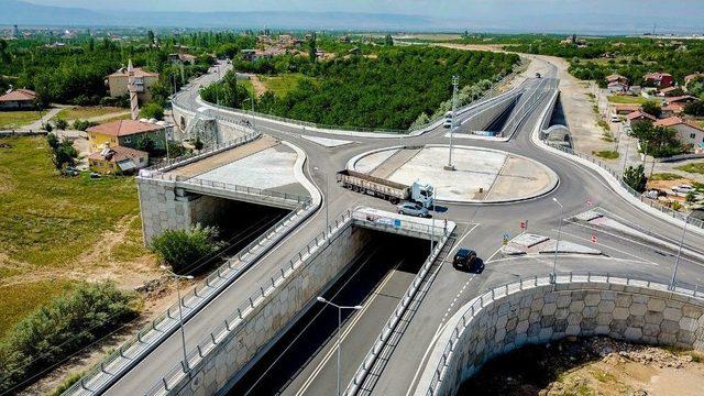 Büyükşehir Belediyesi Ulaşımı Daha Güvenli Hale Getiriyor