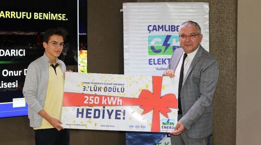 Ck Enerji &Ccedil;amlıbel&rsquo;den &Ouml;ğrencilere Hediye Elektrik