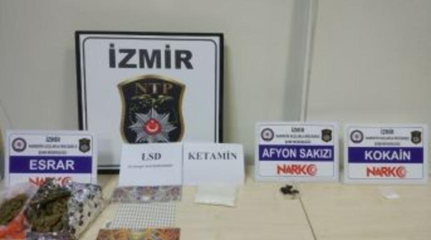 İzmir’de Uyuşturucu Operasyonunda 2 Kişi Yakalandı