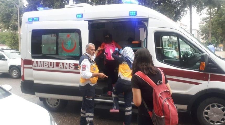 Otomobilin &Ccedil;arptığı &Ccedil;ocuk Yaralandı