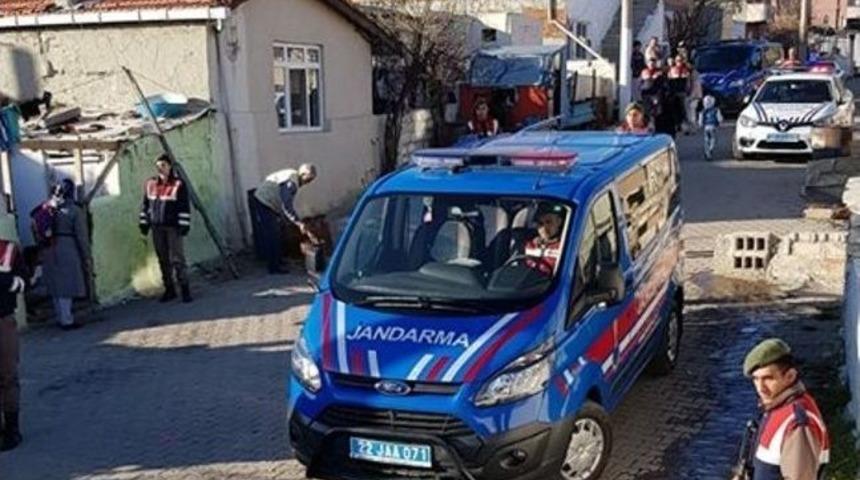 Edirne&rsquo;de Polis Ve Jandarmadan Uyuşturucu Tacirleri Ve Hırsızlara Baskın