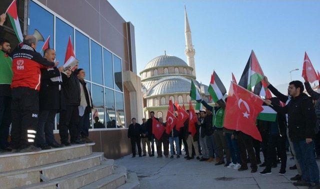 Abd’nin Kudüs’ü İsrail’in Başkenti Olarak Tanımasına Tepki