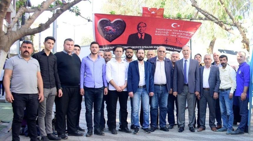 Alparslan T&uuml;rkeş, İncirliova&rsquo;da Anıldı.