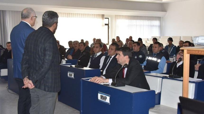 Salihli&rsquo;de Belediye Personeline Uyuşturucu Eğitimi