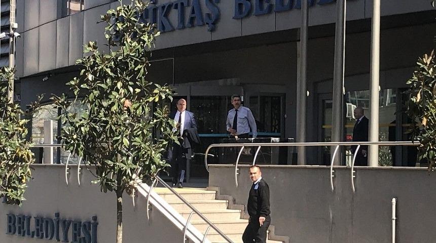 Polisten Beşiktaş Belediyesi&rsquo;ne Operasyon