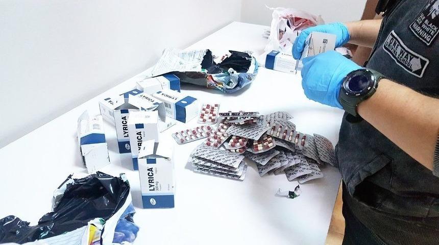 Gençleri Tıbbi İlaçlarla Uyuşturucuya Alıştırmak İstiyorlar