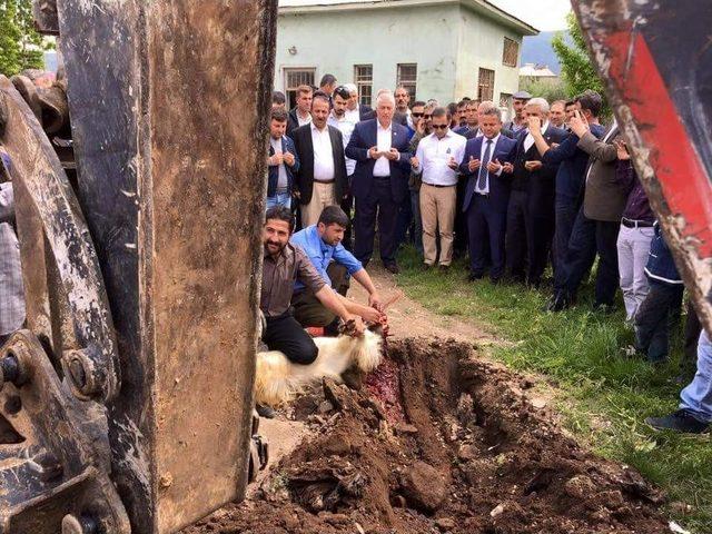 4 Bin Nüfuslu Köyün Su Hasreti Sona Eriyor