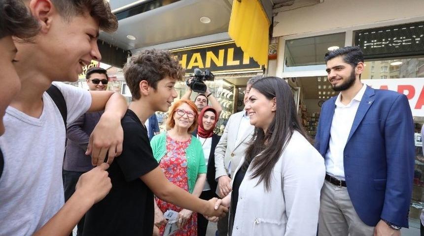 Bakan Sarıeroğlu Adanalı Esnafı Ziyaret Etti