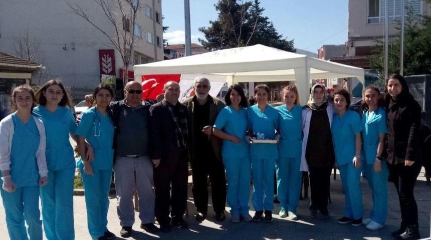 Öğrencilerden Sağlık Taraması