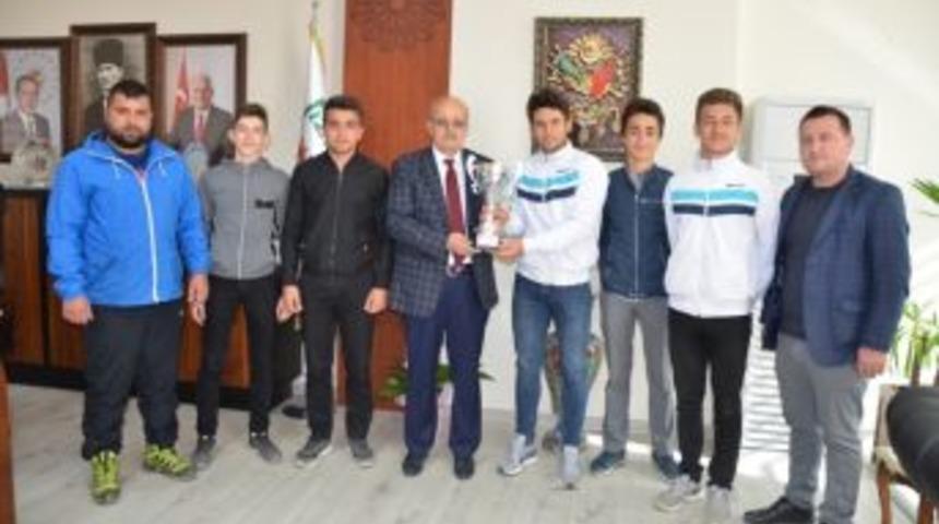 İznik K&uuml;rek Takımı Başarıya Doymuyor