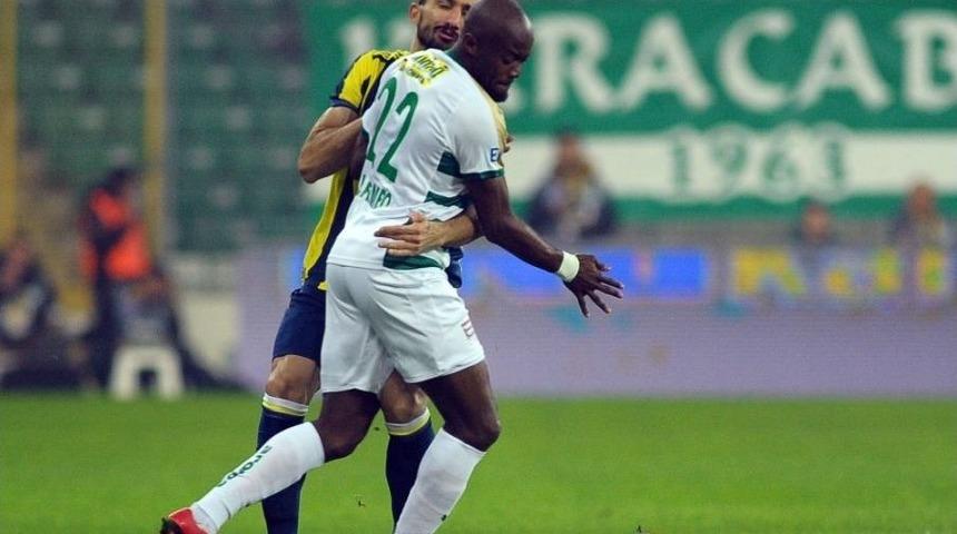 S&uuml;per Lig: Bursaspor: - Fenerbah&ccedil;e: (ilk Yarı)