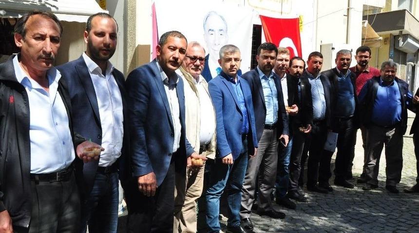 Milas&rsquo;ta Alparslan T&uuml;rkeş&rsquo;in Hayrına Lokma Dağıtıldı