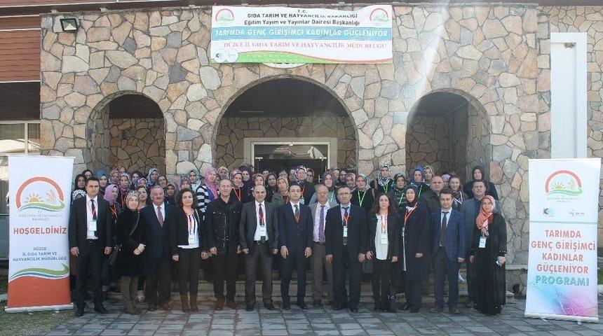 Kadın &Ccedil;ift&ccedil;ilere Eğitim
