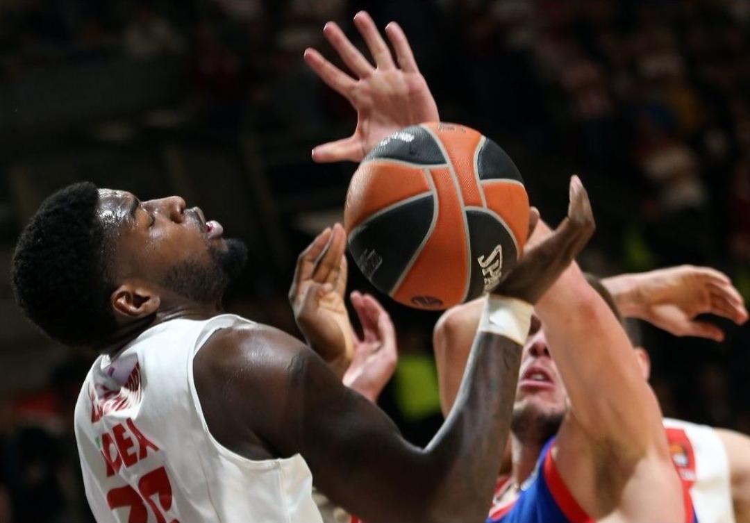 Turkishairlines Euroleague: Kızılyıldız: 100 - Anadolu Efes: 81