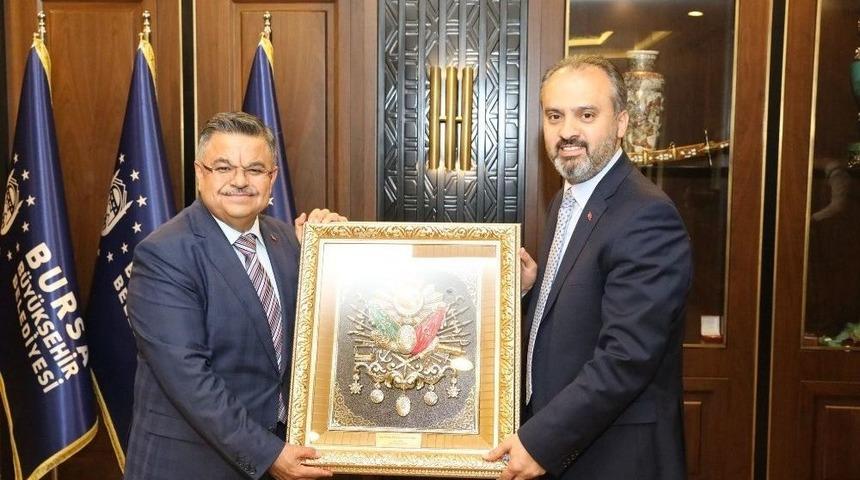 Başkan Yağcı, Bursa B&uuml;y&uuml;kşehir Belediye Başkanı Aktaş İle Bir Araya Geldi