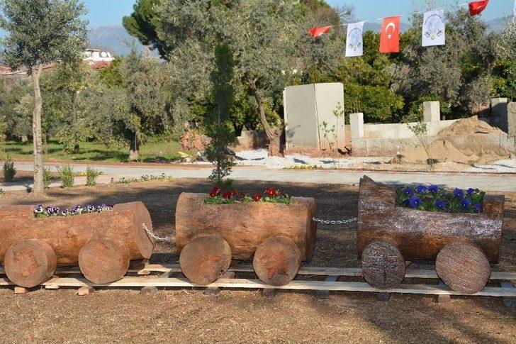 Bilim Adamı Akgün’ün İsmi Efeler’de Yaşayacak G4