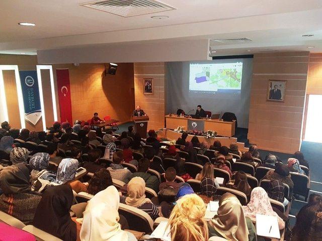 Bayburt Belediyesi’nden Kentleşme Politikaları Konferansı