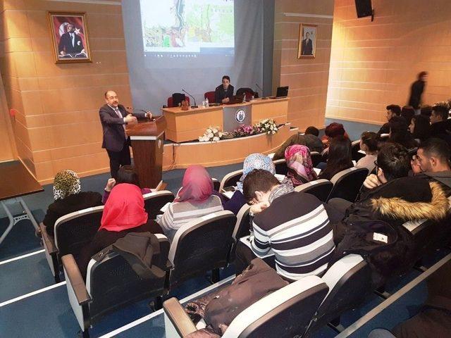 Bayburt Belediyesi’nden Kentleşme Politikaları Konferansı