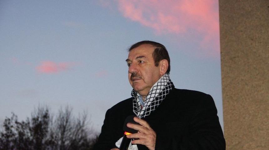 Esenyurtlular Kud&uuml;s İ&ccedil;in Sultanahmet&rsquo;te Toplandı