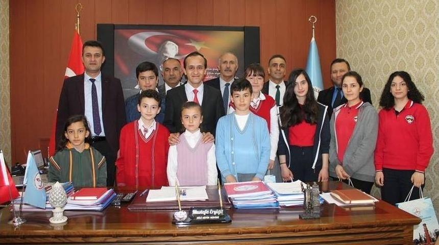 Sungurlu&rsquo;da Kitap Kurtları &Ouml;d&uuml;llendirildi