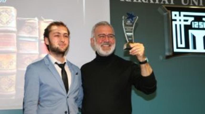 Bahadır Yenişehirlioğlu&rsquo;na &rsquo;yılın Dizi Oyuncusu&rsquo; &Ouml;d&uuml;l&uuml;