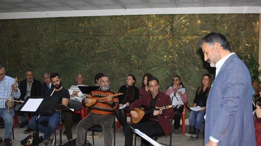 G&uuml;nd&uuml;z Tamirci, Gece Solist