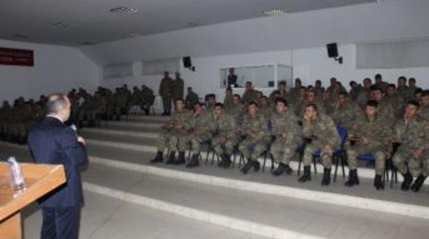 Askerlere Terhis &Ouml;ncesi İşkur&rsquo;dan İş Arama Becerileri Eğitimi Verildi