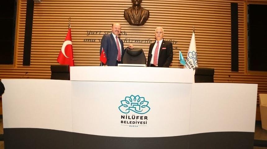 Nil&uuml;fer Belediyesine Avrupa Şeref Bayrağı