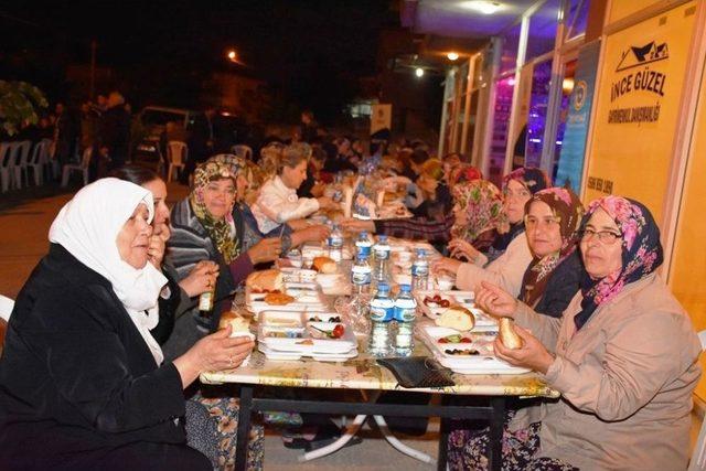 Başkan Albayrak, Pınarcalı Vatandaşlarla Sahurda Buluştu