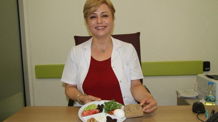 Beslenme Ve Diyet Uzmanı Banu Uslu Doğmuş: