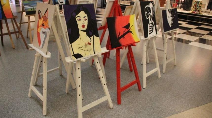 &Ouml;ğrencilerden Resim Ve Yağlı Boya Sergisi