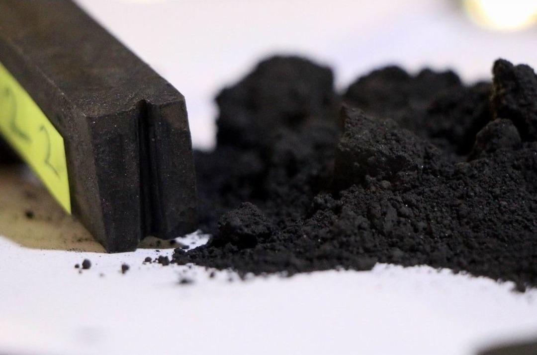 Bor Madeniyle D&uuml;nyanın En Sert &Ccedil;eliği &Uuml;retildi