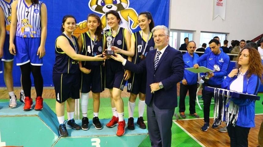 Kardeş Pası&rsquo;nda Şampiyon Kardeşlik Oldu