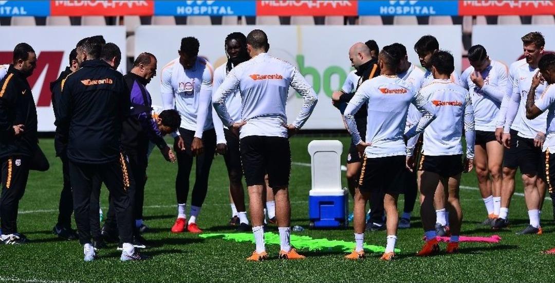 Galatasaray, Gen&ccedil;lerbirliği Ma&ccedil;ı Hazırlıklarını S&uuml;rd&uuml;rd&uuml;