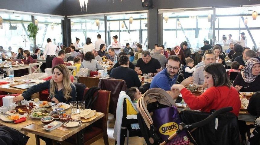 Ayten Usta&rsquo;ya Bu Yıl Da En İyi Kahvaltı &Ouml;d&uuml;l&uuml;