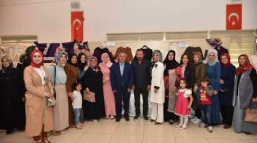 İzmek’ten 2017-2018 Eğitim Öğretim Yılında 20 Bin Kişi Mezun Oldu