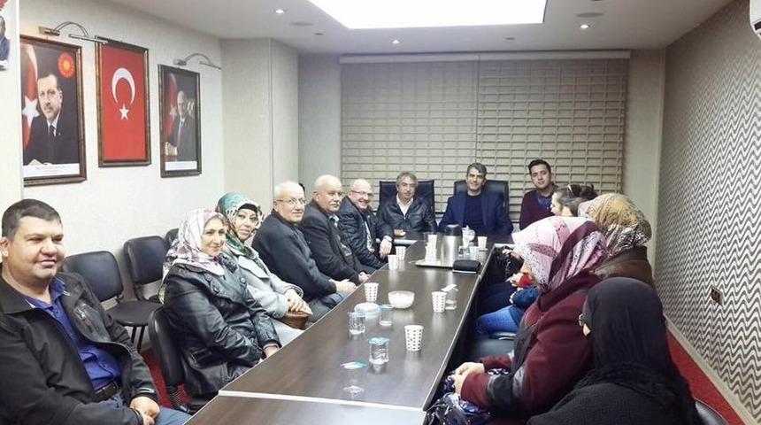 Ak Parti Cumhuriyet Mahallesi Danışma Meclisi Toplantısı Yapıldı