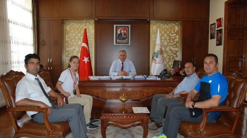 Kaymakam Cinbir T&uuml;rkiye &Uuml;&ccedil;&uuml;nc&uuml;s&uuml;n&uuml; Ağırladı