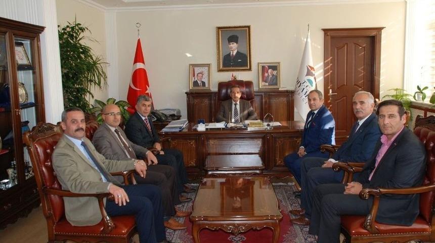 Vali Kalkancı Muhtarlar Ve Stk Temsilcileri İle Bir Araya Geldi