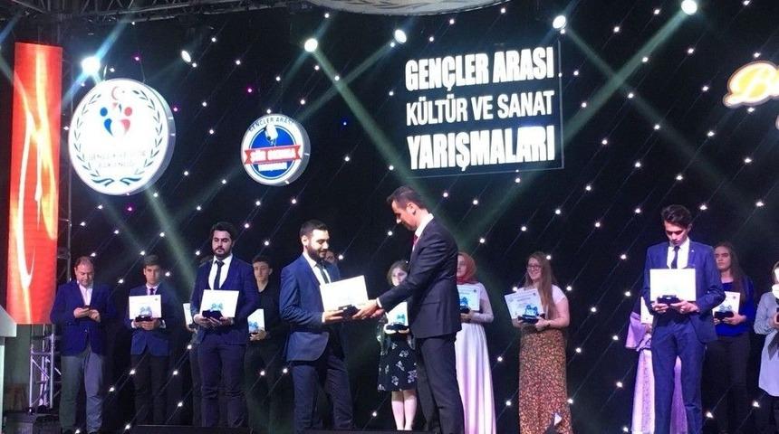 "bir Şiir Bir Nefes" Şiir Yarışması