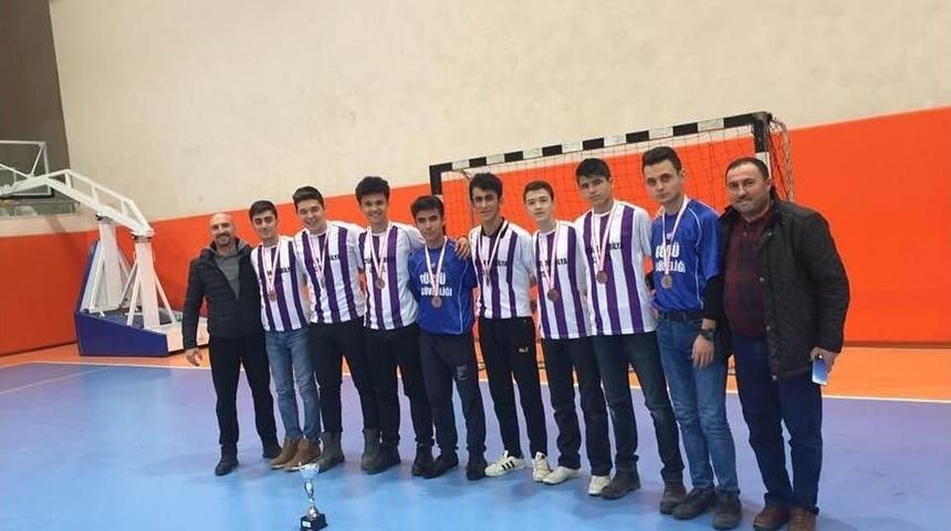 Futsal Turnuvasında İl 3&rsquo;s&uuml; Oldular