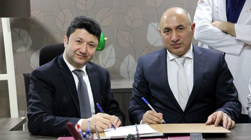 Afganistanlı Hekimler Malatya&rsquo;da Eğitim Alacak