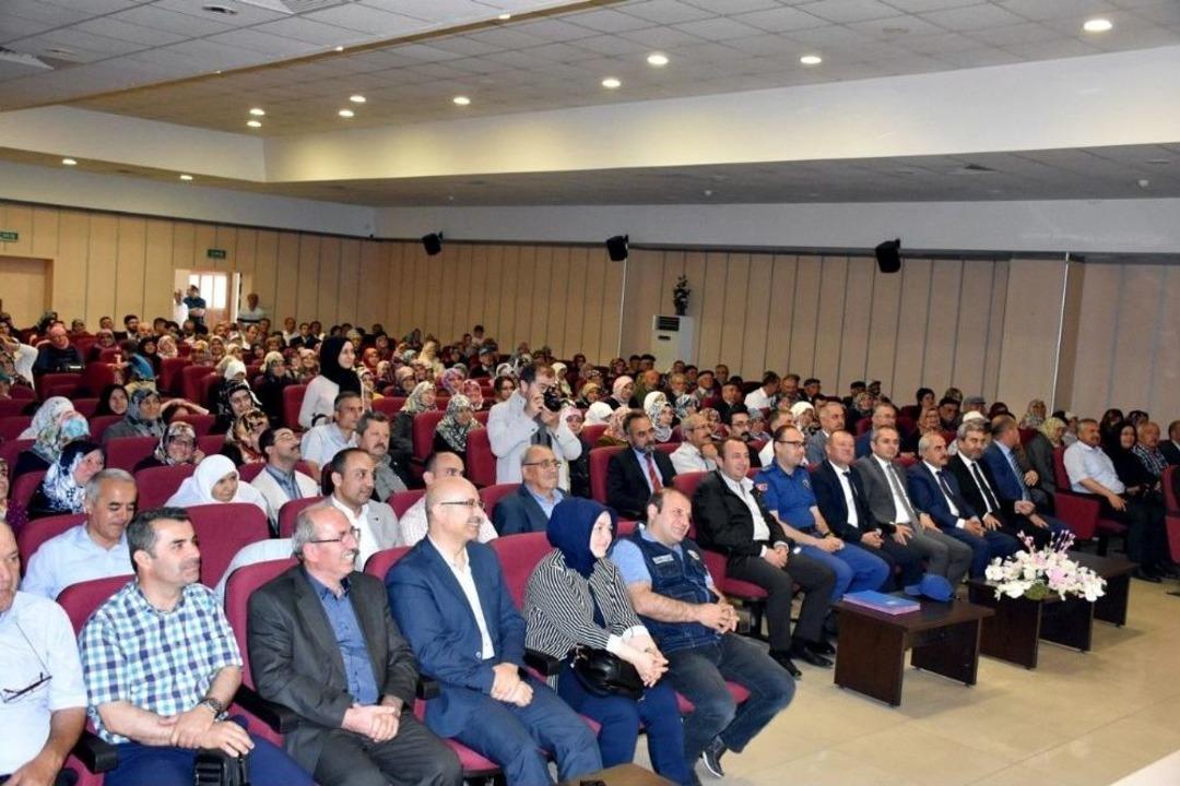 88 Yaşında Okuma-yazma &Ouml;ğrendi