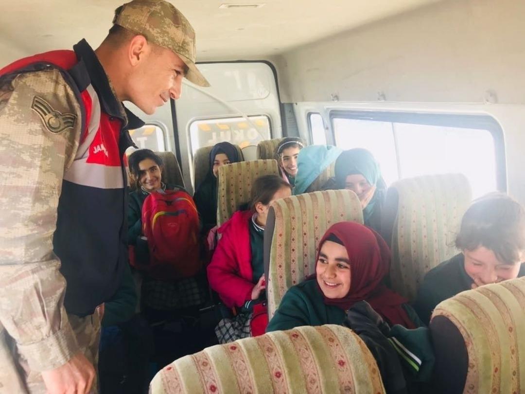 &Ouml;ğrenci Servislerinde Kış Denetimi