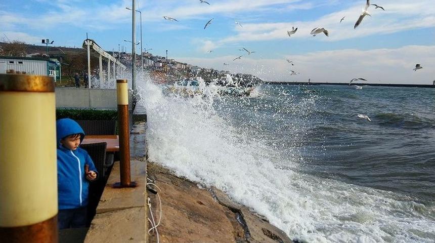 Marmara&rsquo;da Denizi&rsquo;nde Lodos