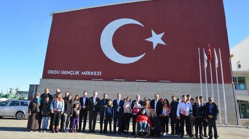 Ordu’nun Başarılı Sporcularına Altın Ödülü